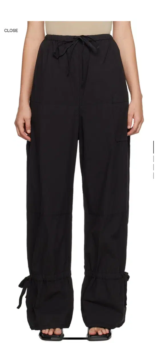 [42] Lemaire Parachute Pants Black